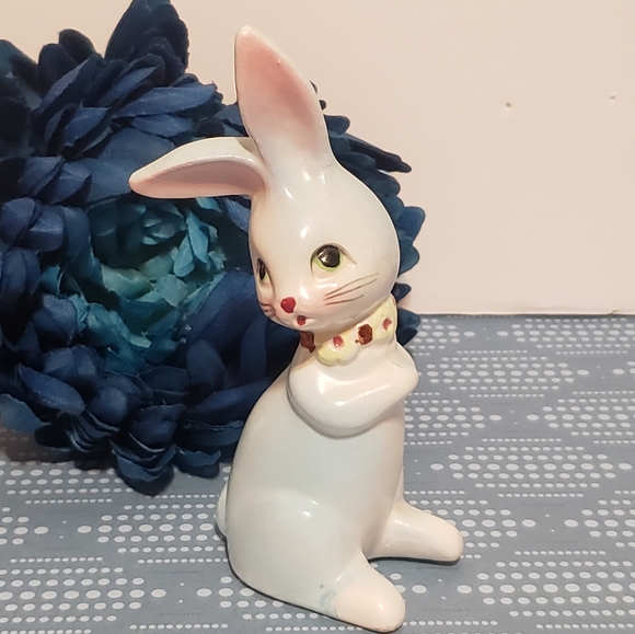 Vintage Porcelain Bunny Figurine, Blue Rabbit Japan - Picture 1 of 6